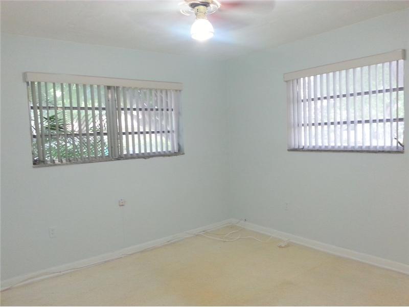 LOLADERO ESTS 1ST ADDN - Residential Lease