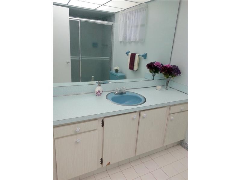 LOLADERO ESTS 1ST ADDN - Residential Lease