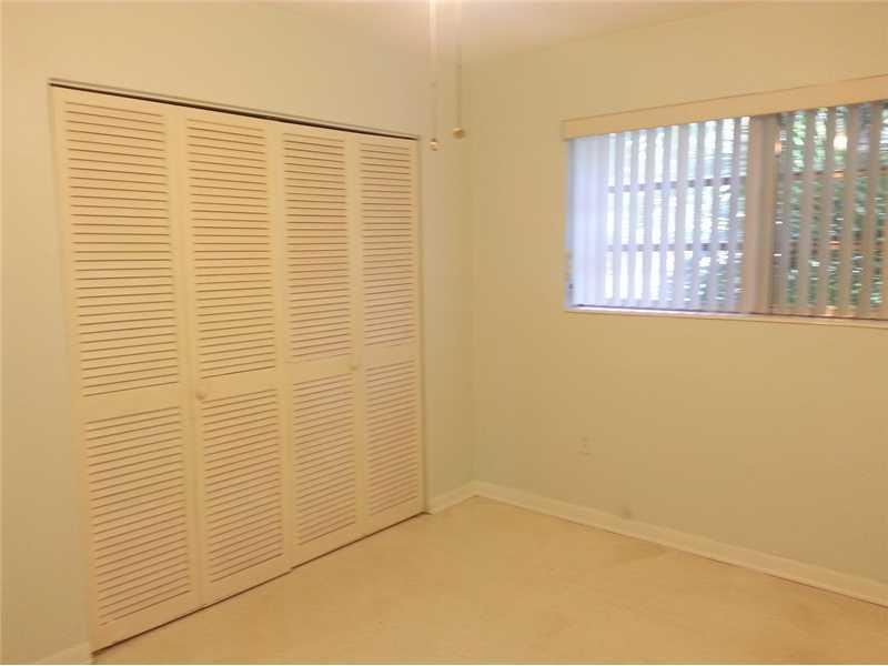 LOLADERO ESTS 1ST ADDN - Residential Lease
