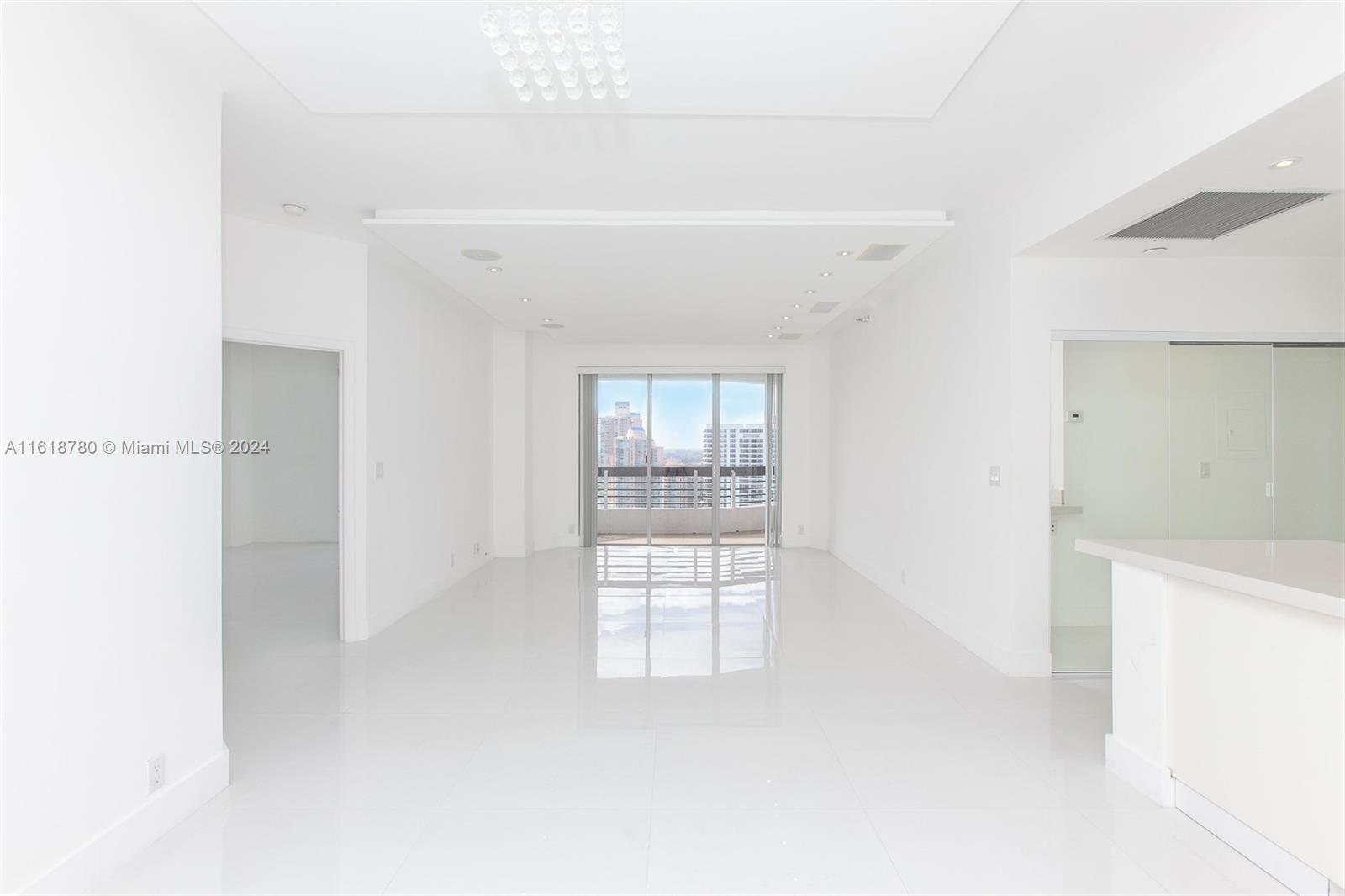 MYSTIC POINTE CONDO NO TH - Residential Lease