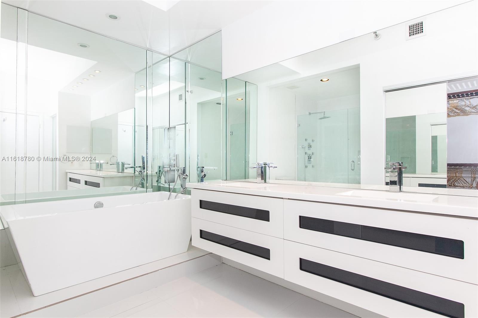 MYSTIC POINTE CONDO NO TH - Residential Lease