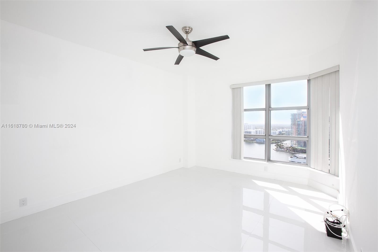 MYSTIC POINTE CONDO NO TH - Residential Lease
