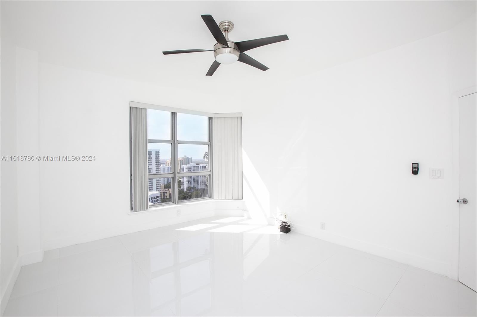 MYSTIC POINTE CONDO NO TH - Residential Lease