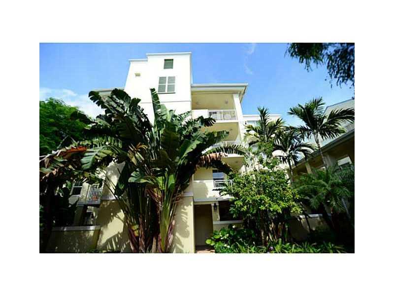 THE RESERVE OF PINECREST - Residential Lease