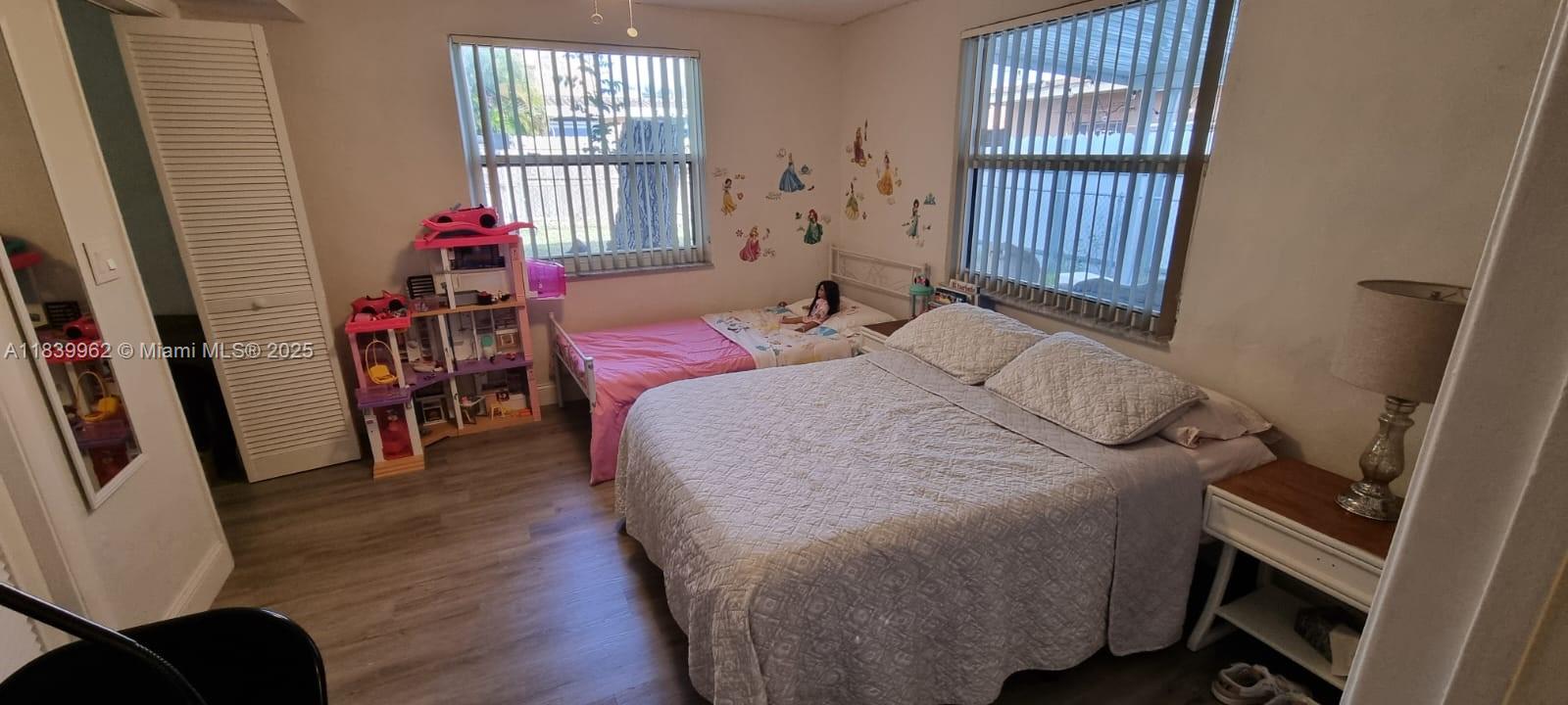 WINONA PARK 1ST ADDN - Residential Income
