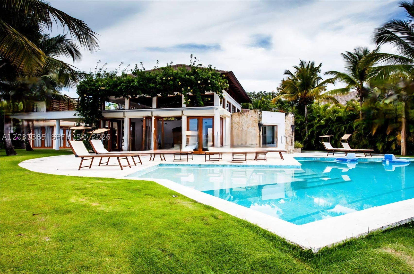 Las palmas - Residential