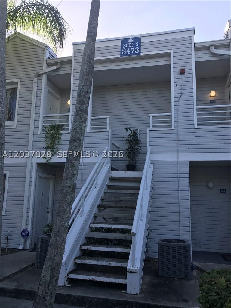 SUMMER LAKE - Residential