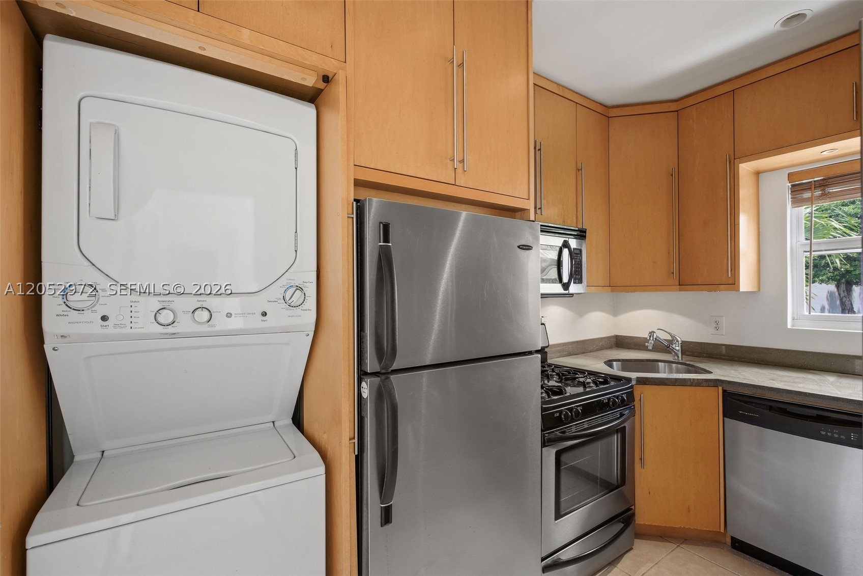 SANDPIPER VILLAS CO-OP - Residential Lease