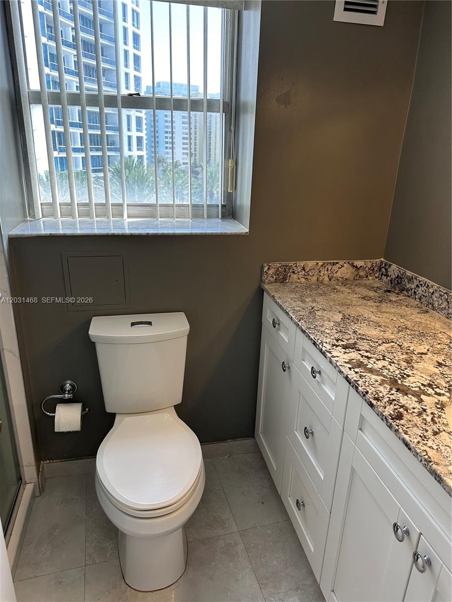 MAISON GRANDE CONDO - Residential