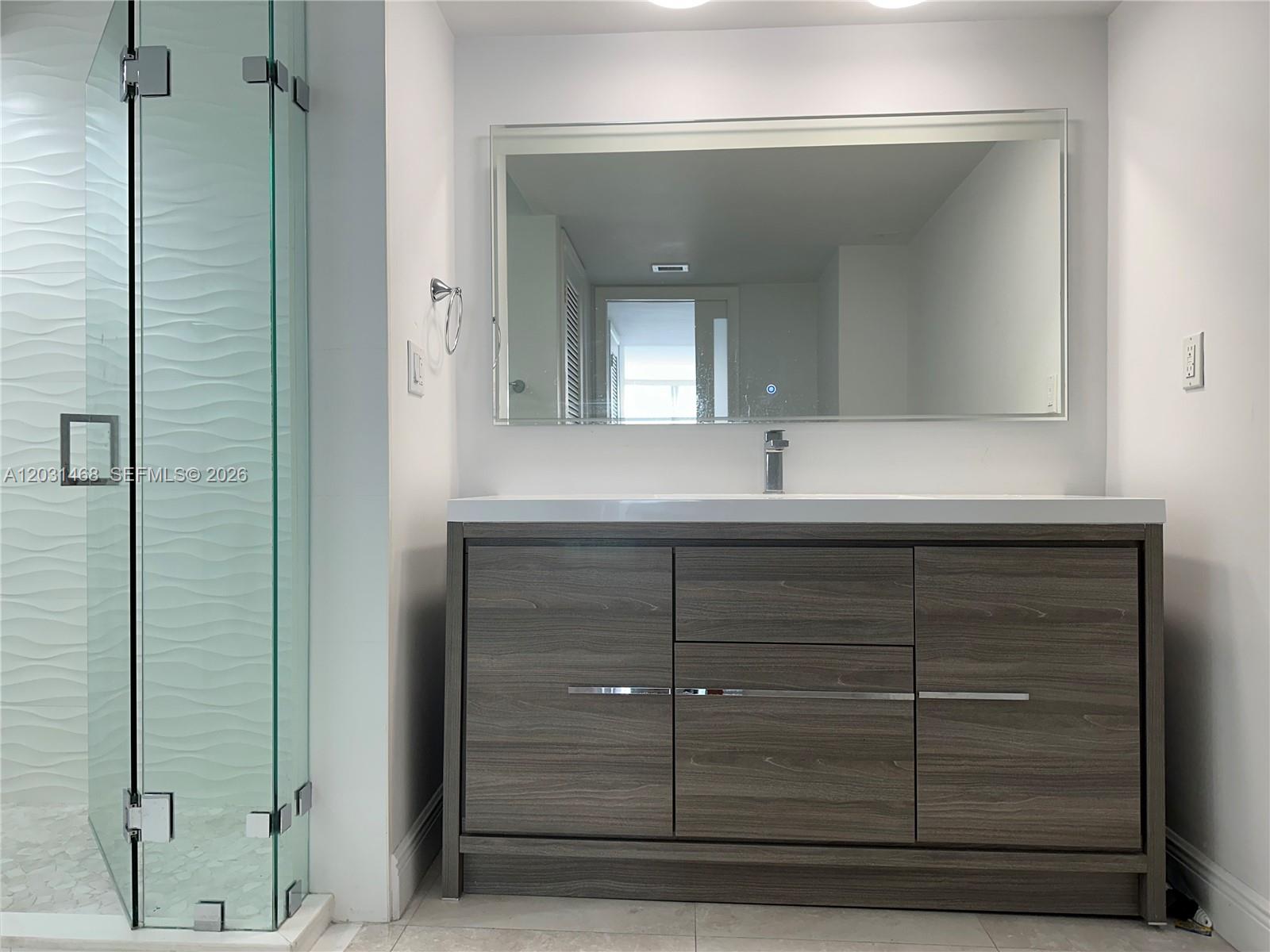 MAISON GRANDE CONDO - Residential