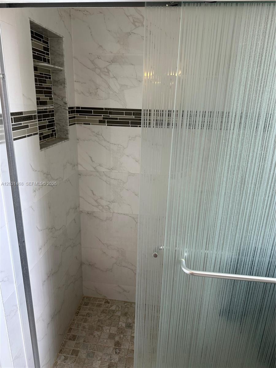 MAISON GRANDE CONDO - Residential