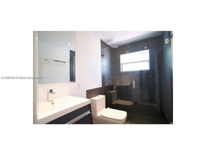 CONCORD HOUSE INC CONDO - Residential Lease
