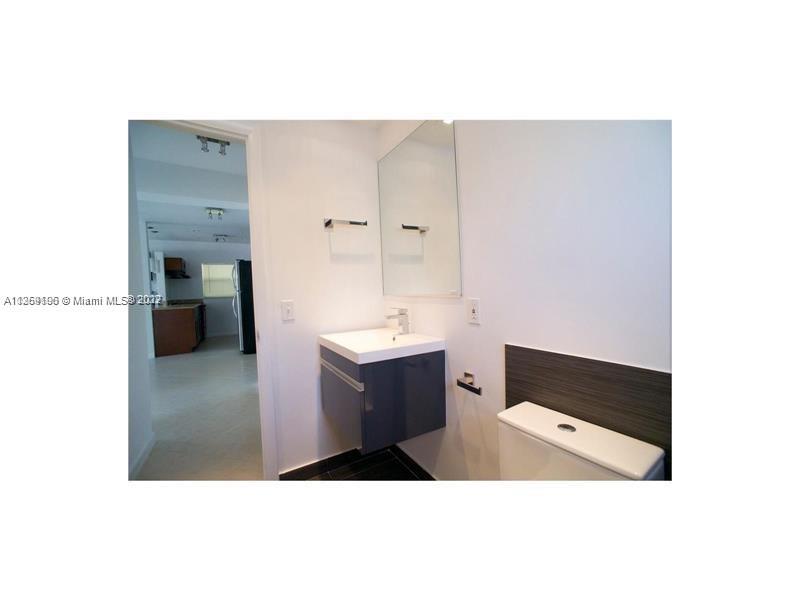 CONCORD HOUSE INC CONDO - Residential Lease