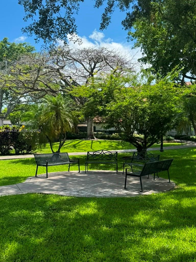 TRELLISES 5A CONDO - Residential