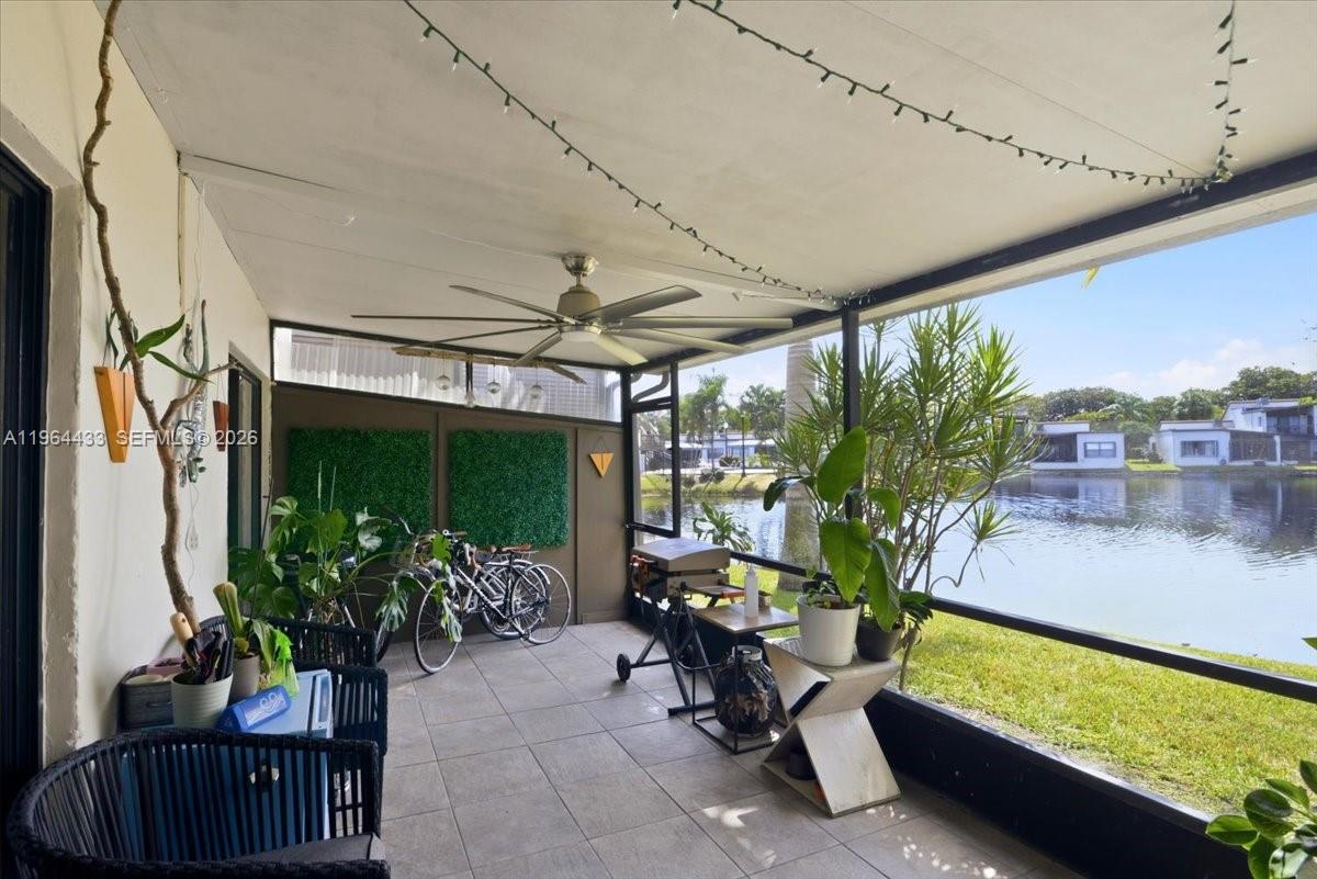 TRELLISES 5A CONDO - Residential