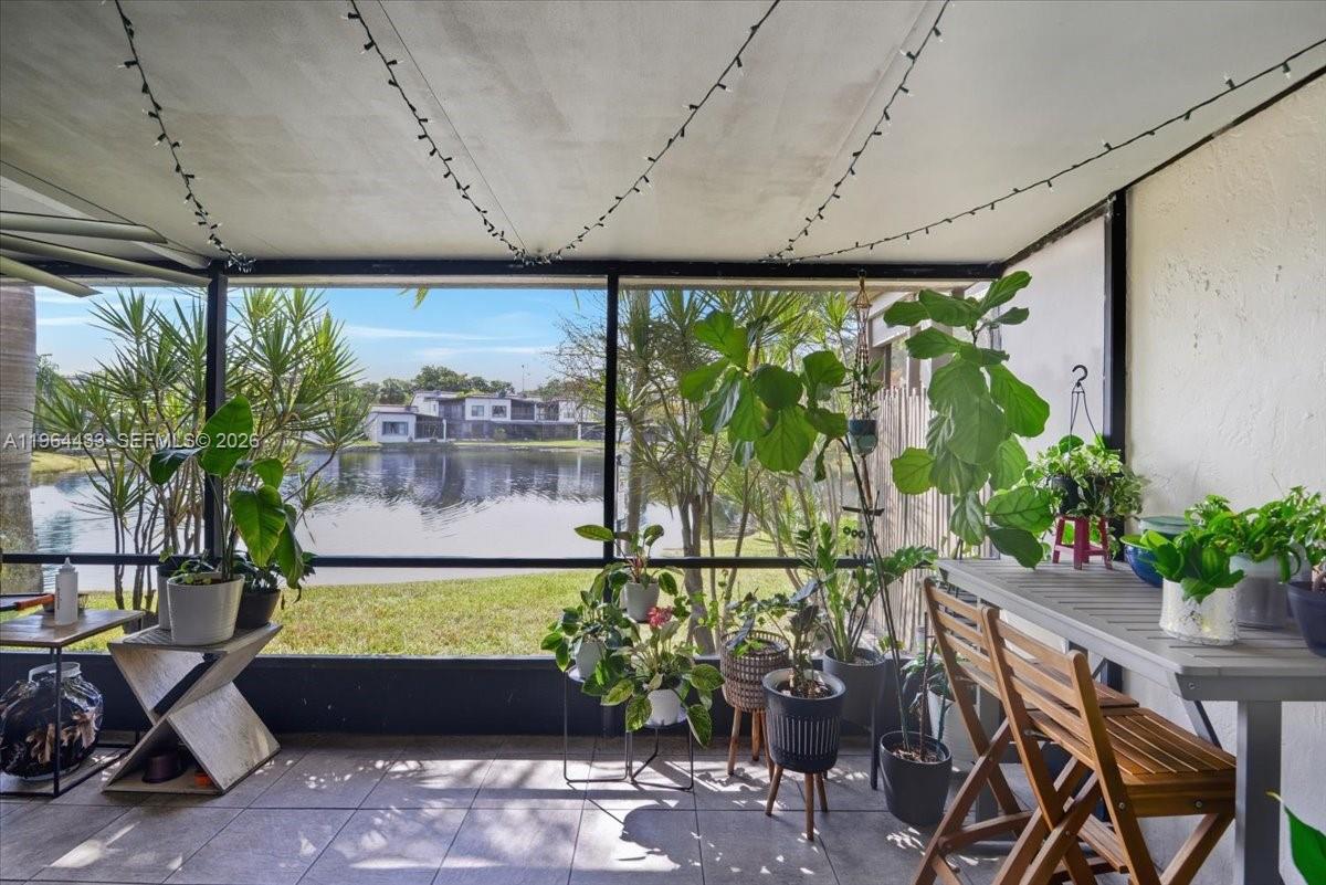 TRELLISES 5A CONDO - Residential