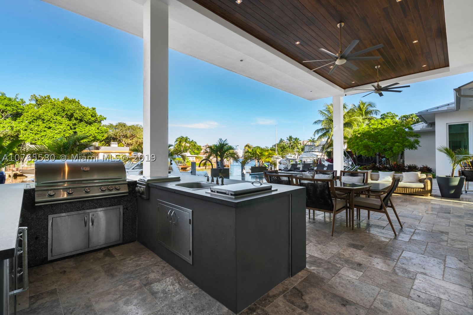 LAUDERDALE ISLES REAMEN P - Residential