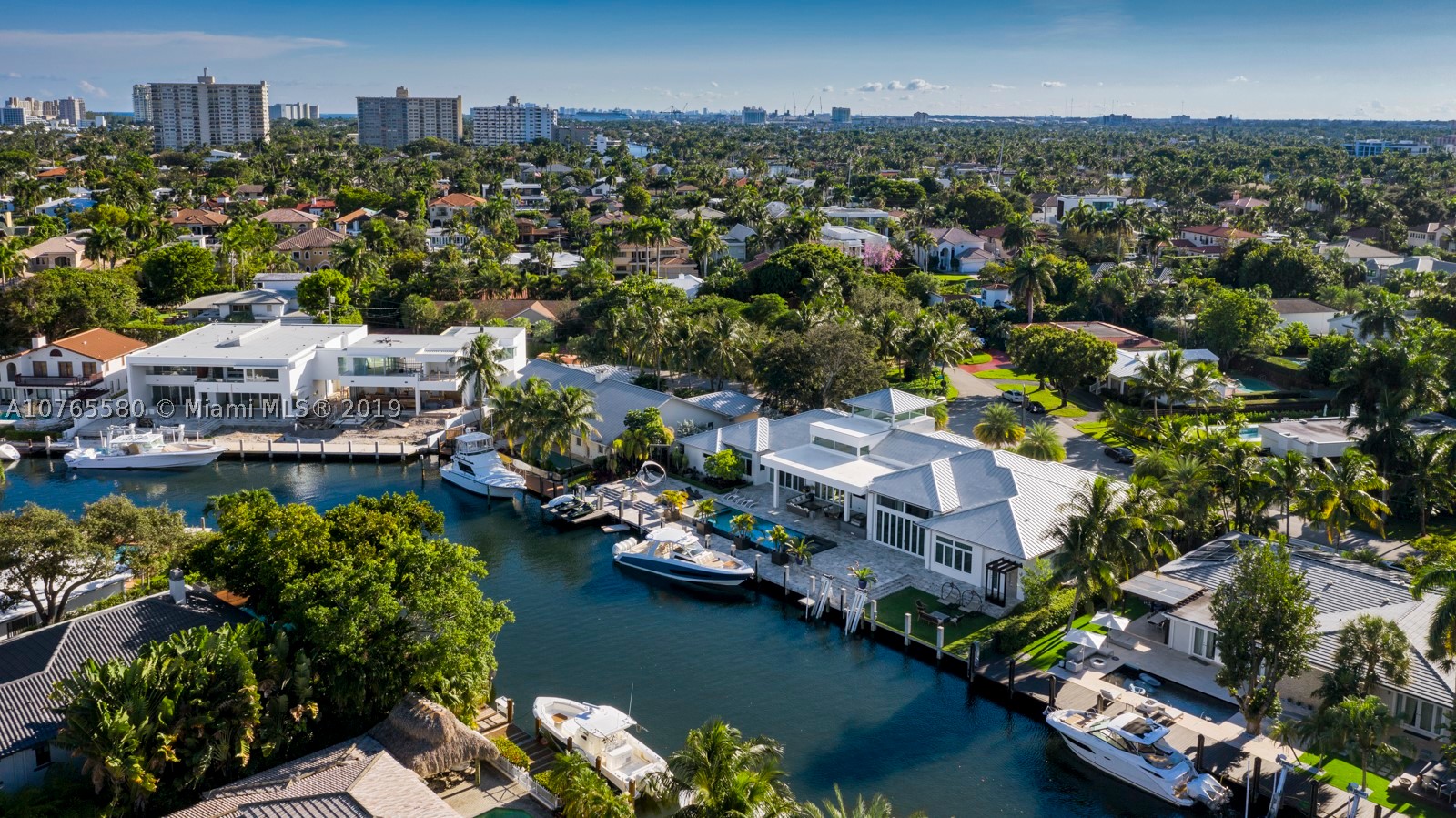 LAUDERDALE ISLES REAMEN P - Residential