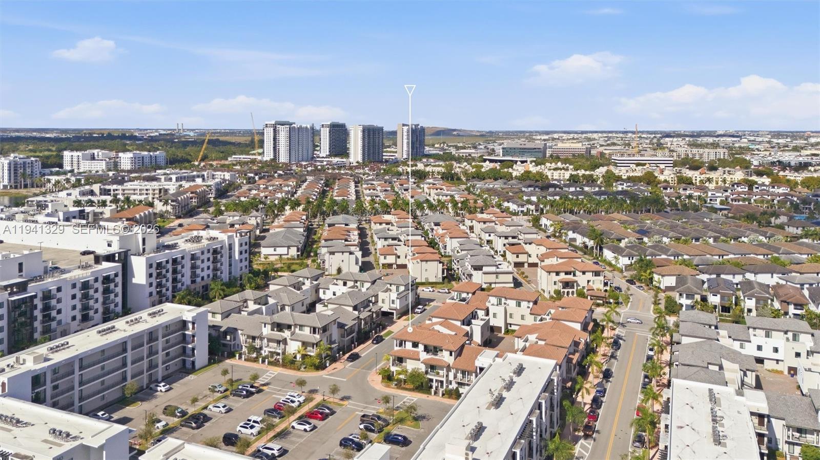 DOWNTOWN DORAL SOUTH PHAS - Residential