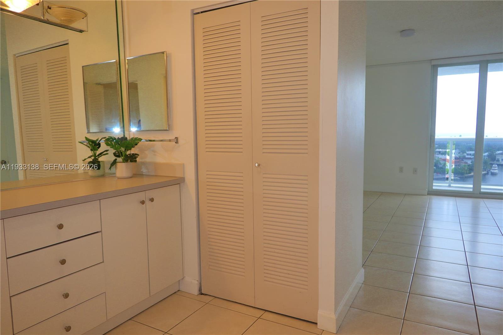 WATERVIEW CONDO - Residential Lease