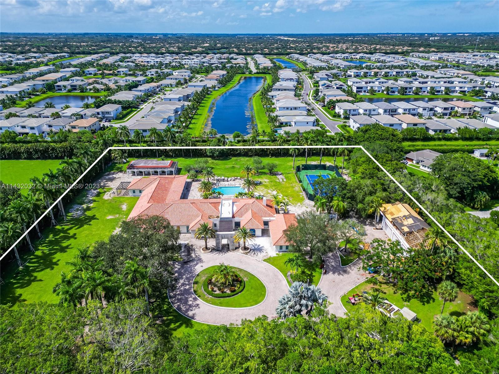 PALM BEACH FARMS CO 3 - Residential