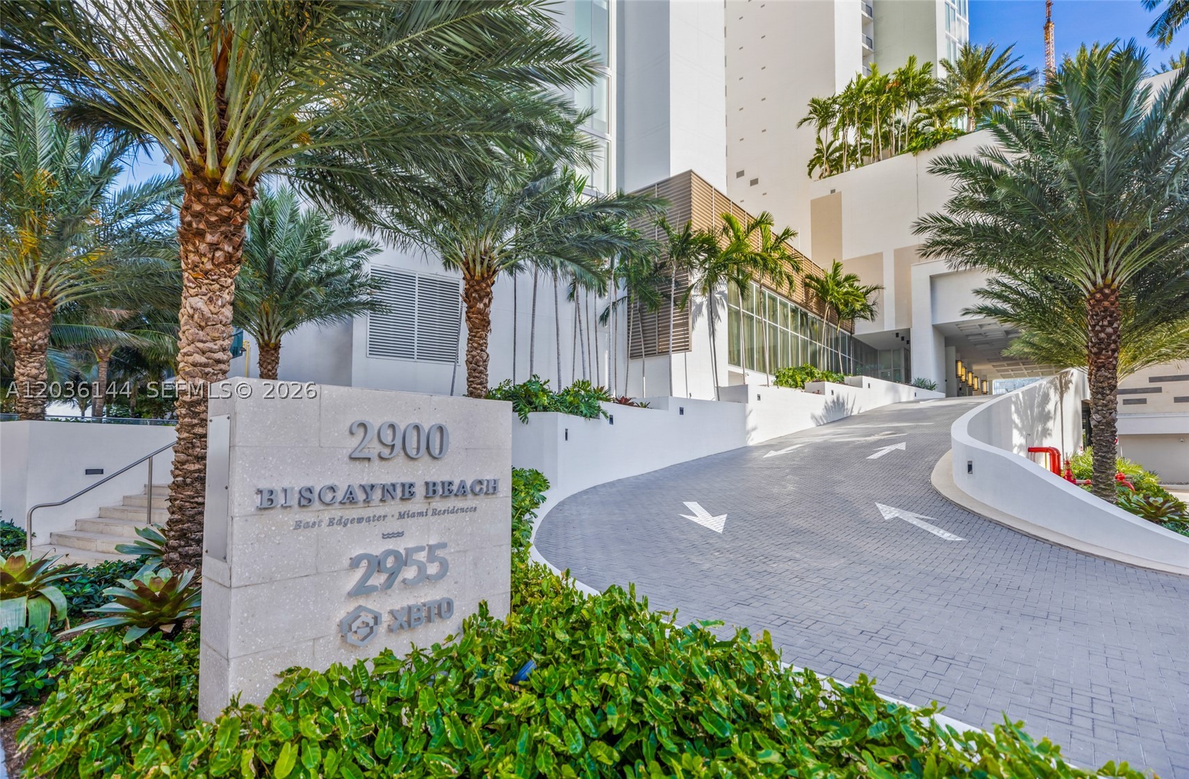 BISCAYNE BEACH CONDO - Residential Lease