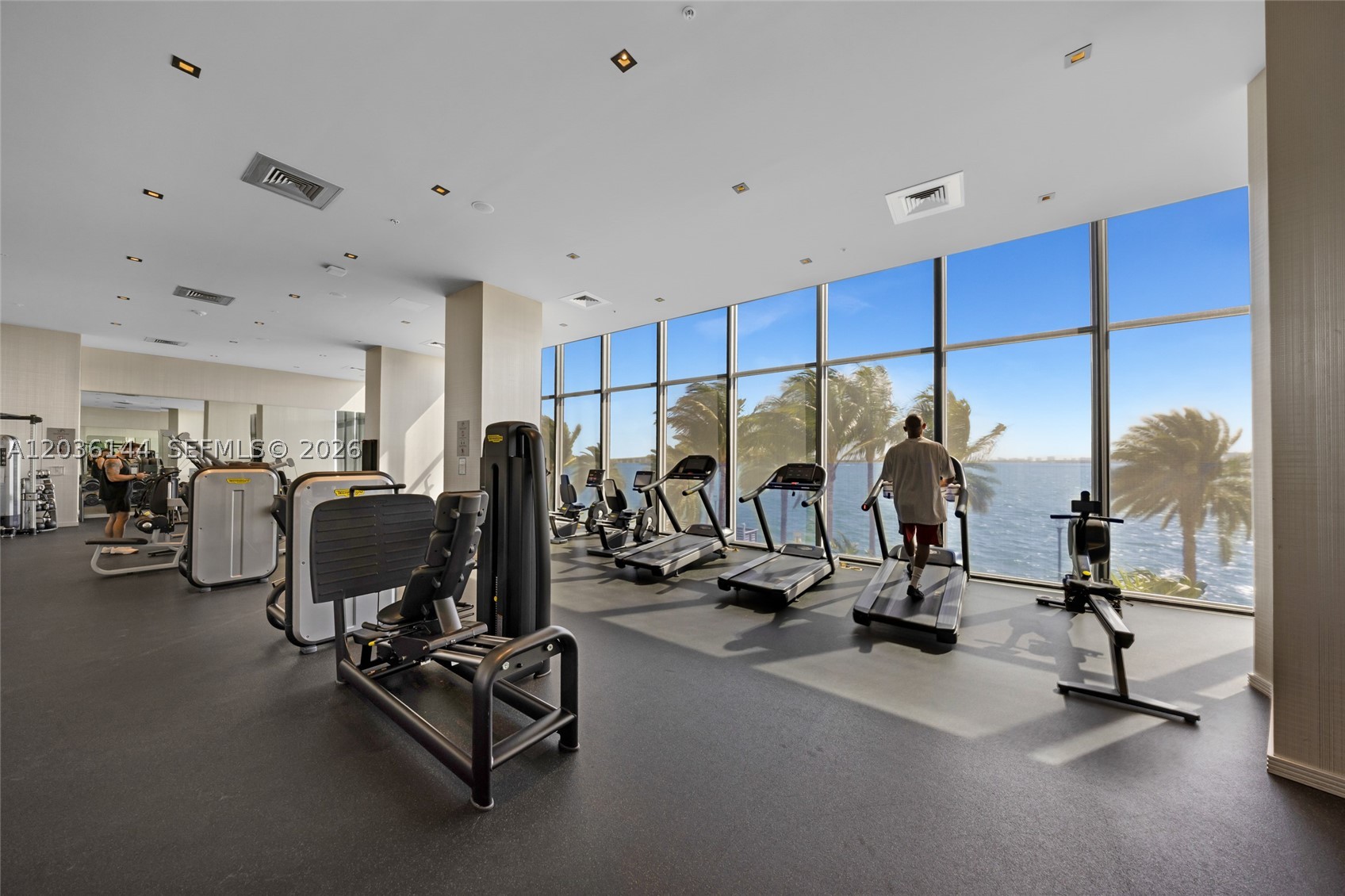 BISCAYNE BEACH CONDO - Residential Lease