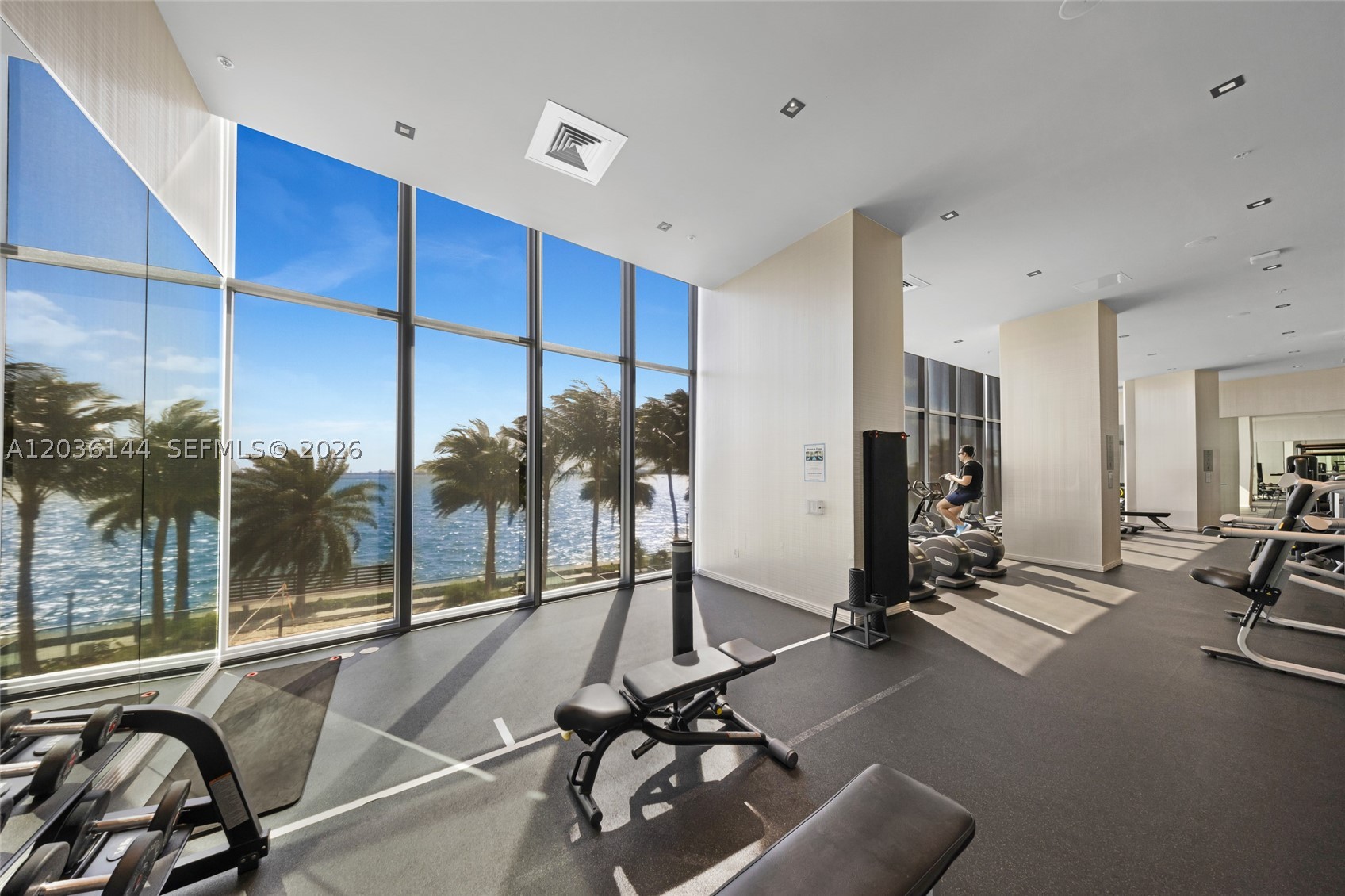 BISCAYNE BEACH CONDO - Residential Lease