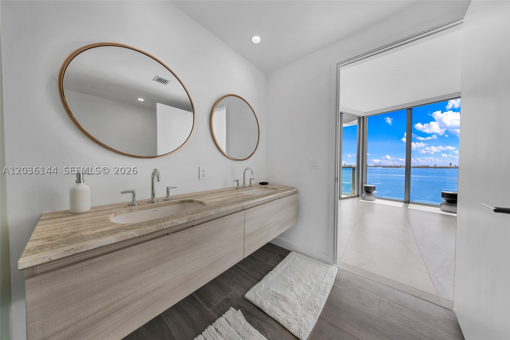 BISCAYNE BEACH CONDO - Residential Lease