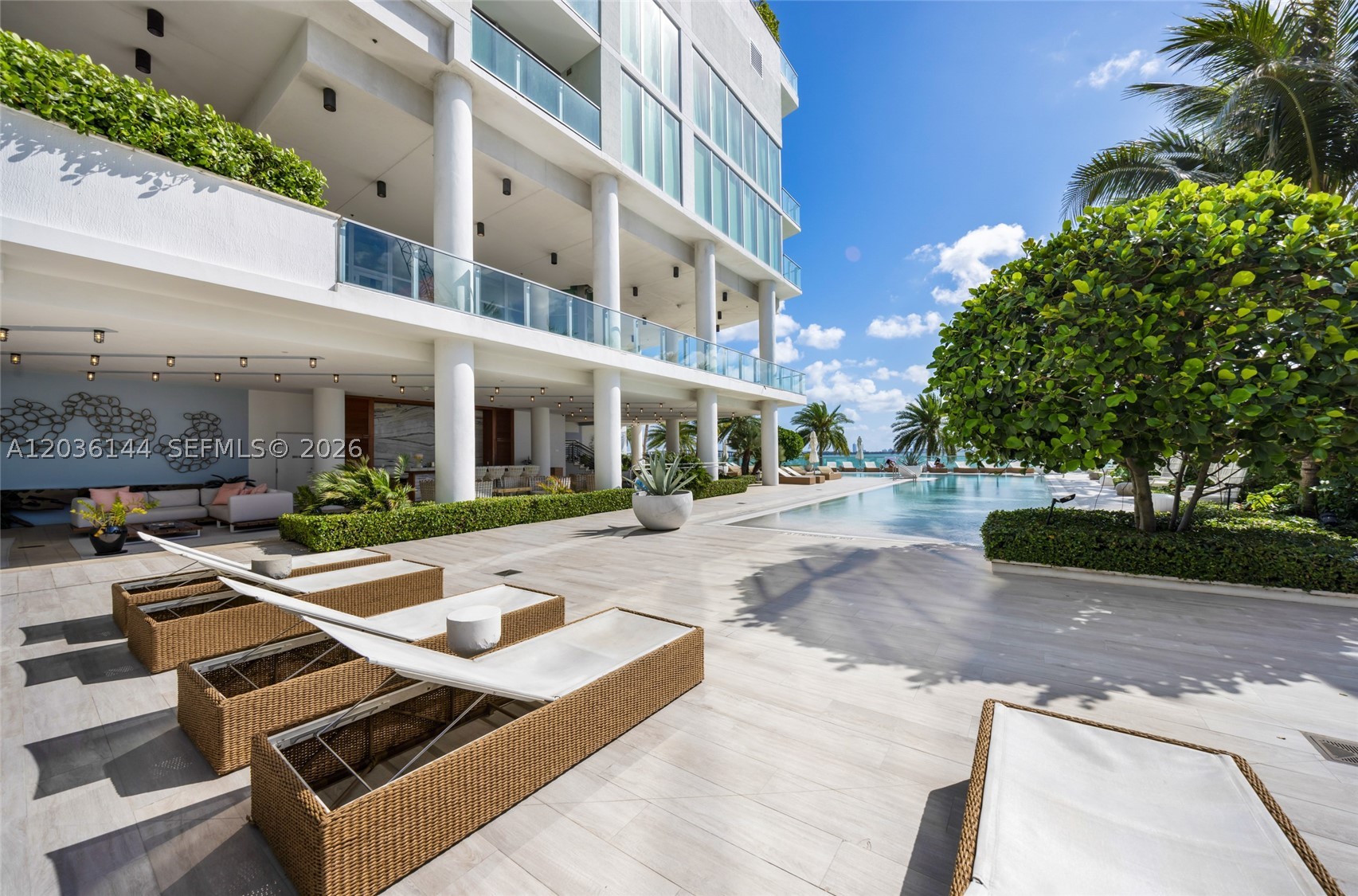 BISCAYNE BEACH CONDO - Residential Lease