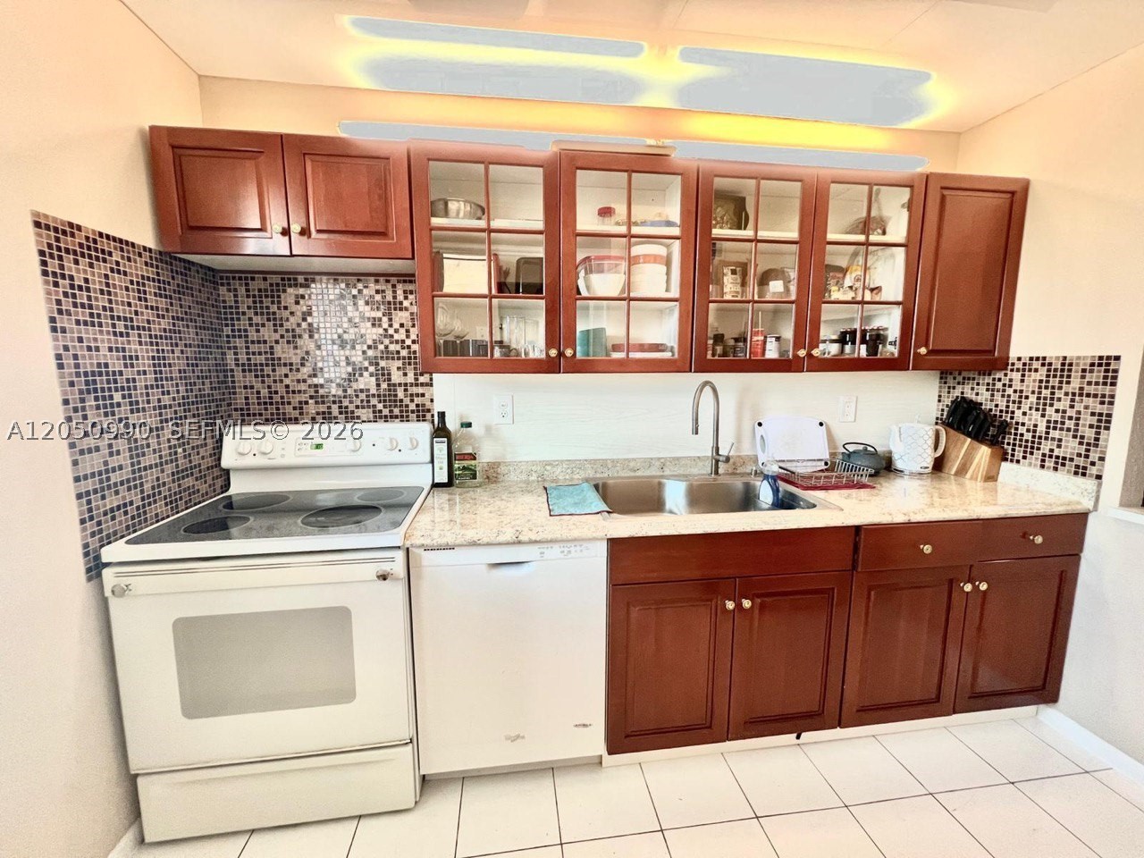 JADE WINDS GRP EASTER LIL - Residential Lease