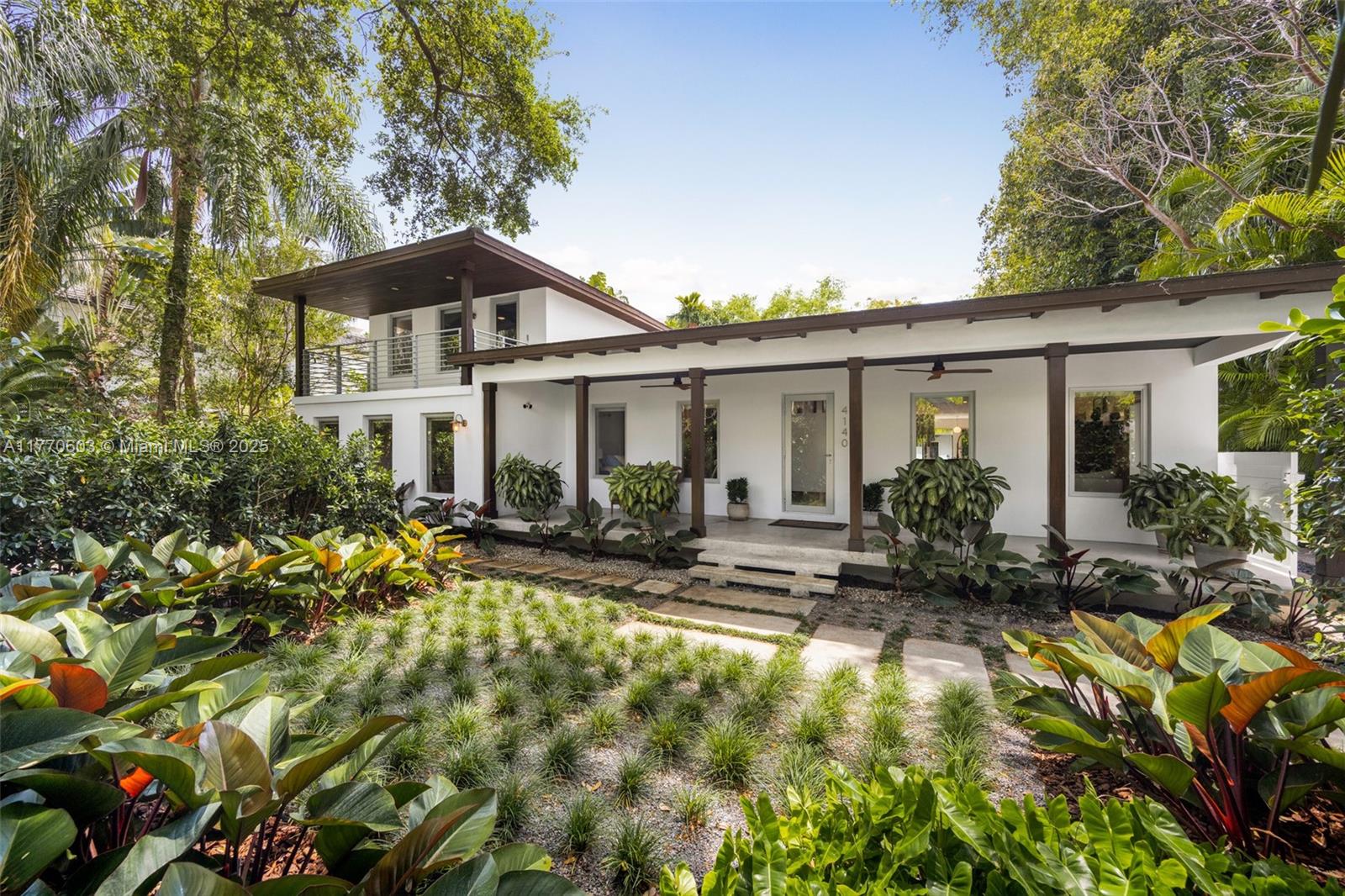 COCONUT GROVE MANOR - Residential