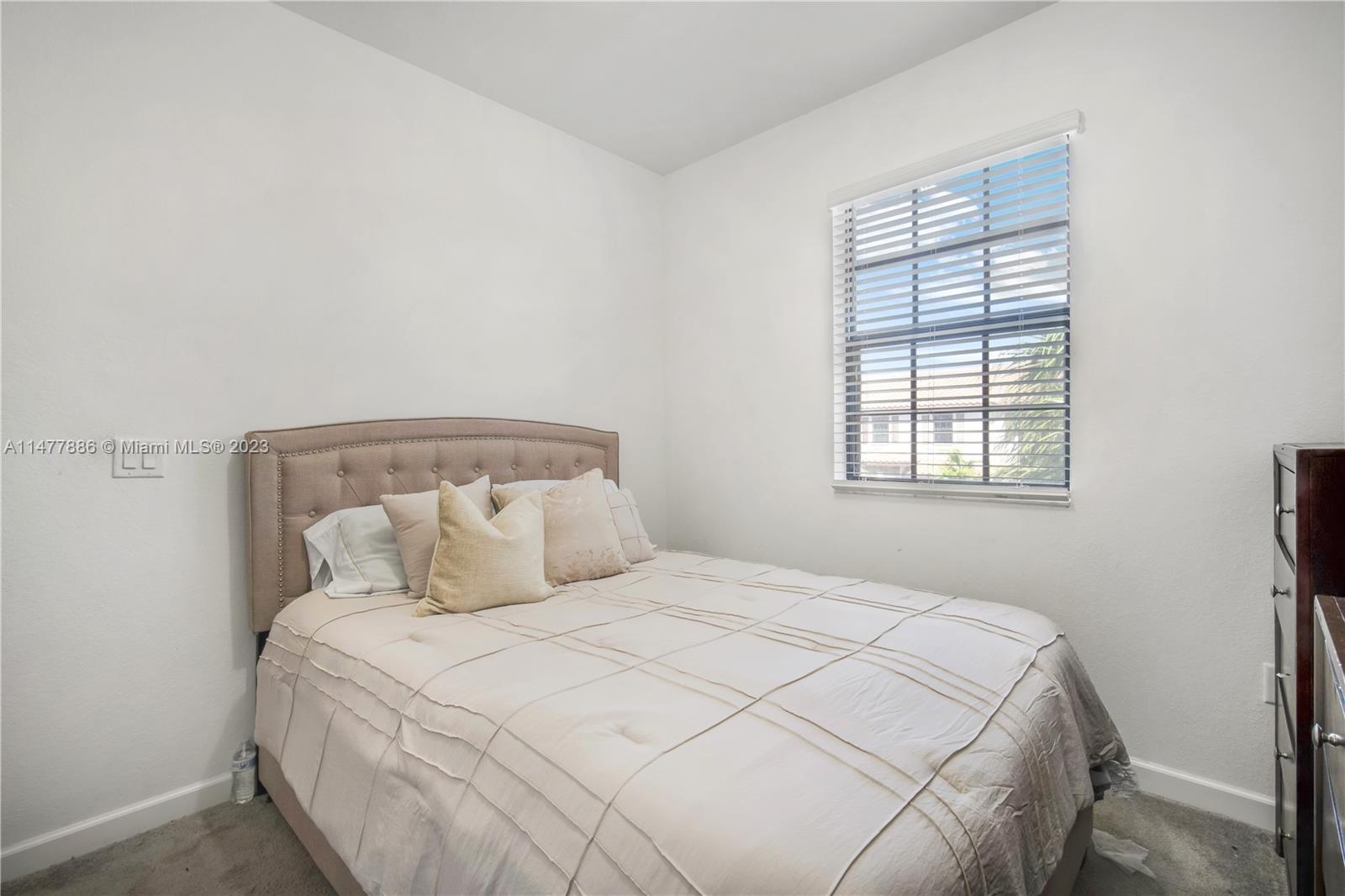 CELEBRATION POINTE - Residential
