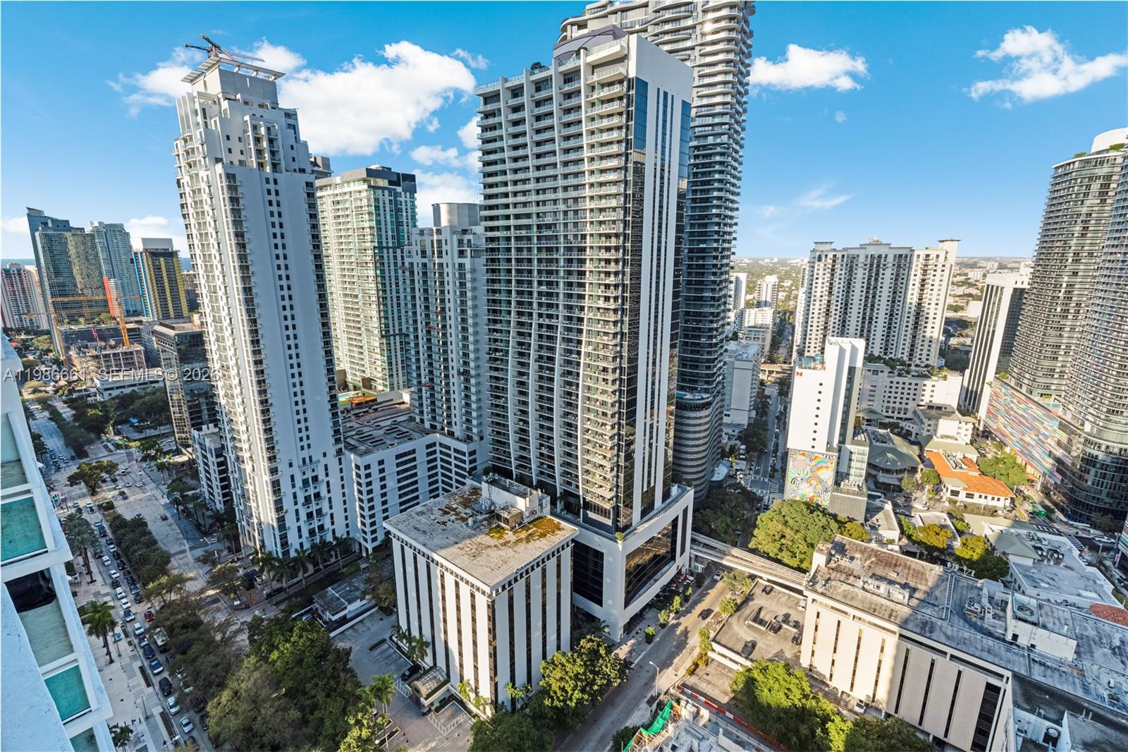 THE PLAZA 901 BRICKELL CO - Residential