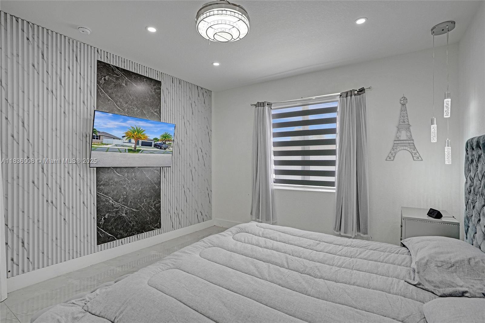 A H AT TURNPIKE SOUTH SEC - Residential