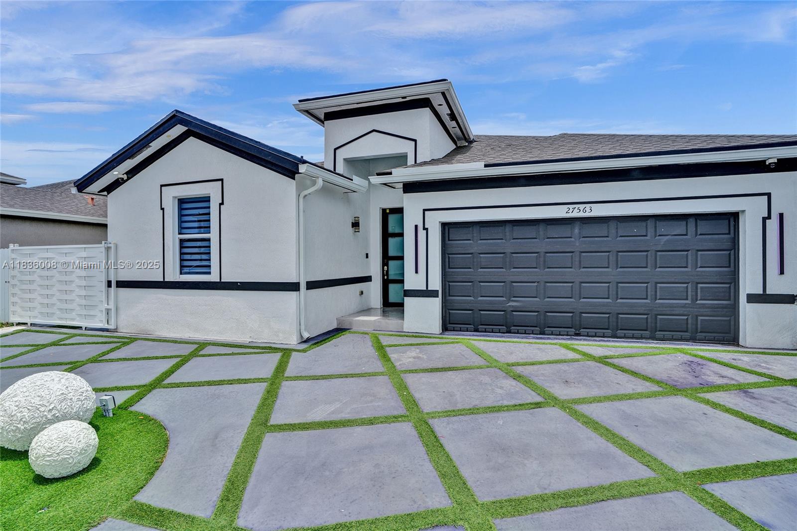 A H AT TURNPIKE SOUTH SEC - Residential