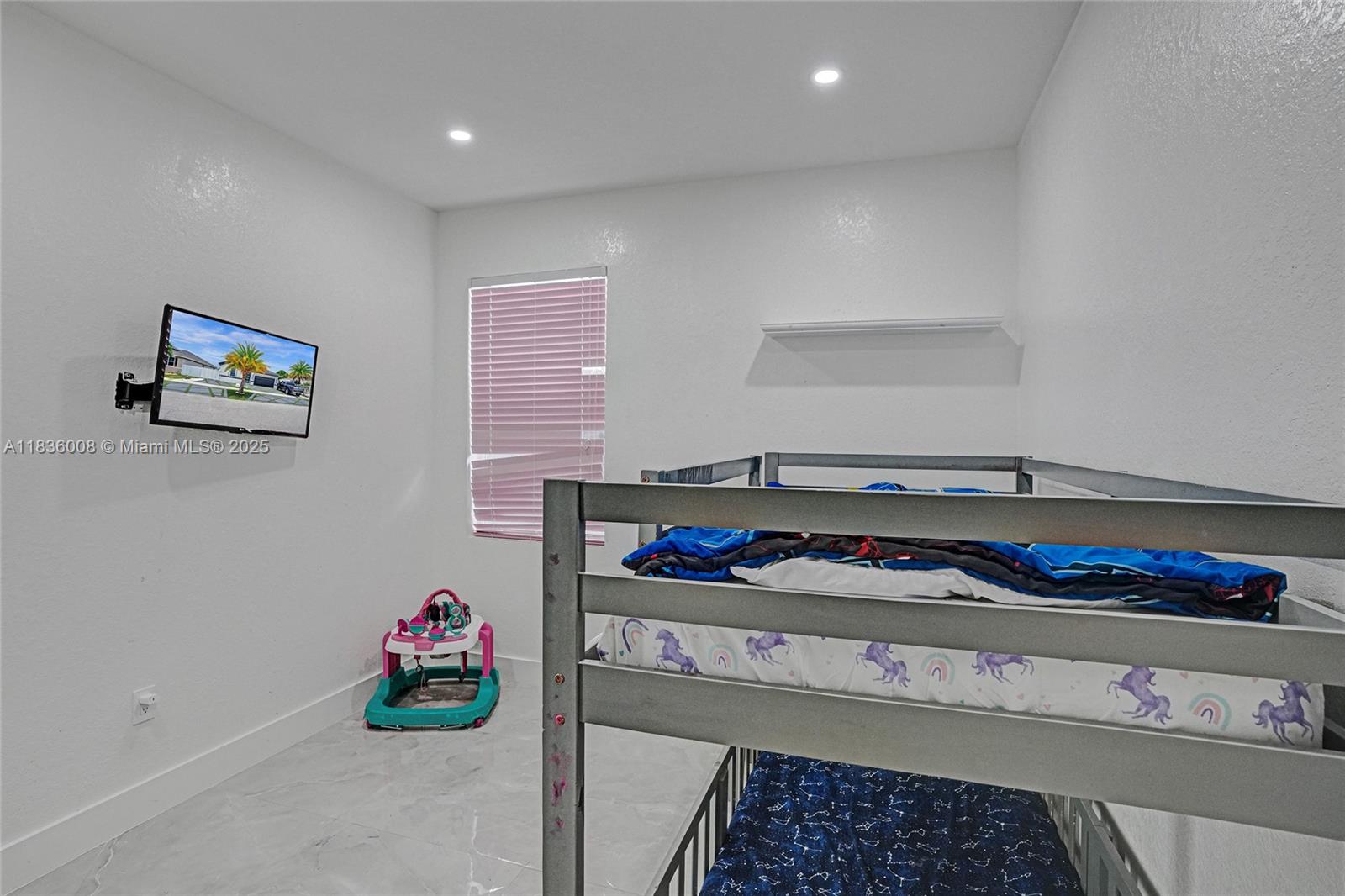 A H AT TURNPIKE SOUTH SEC - Residential