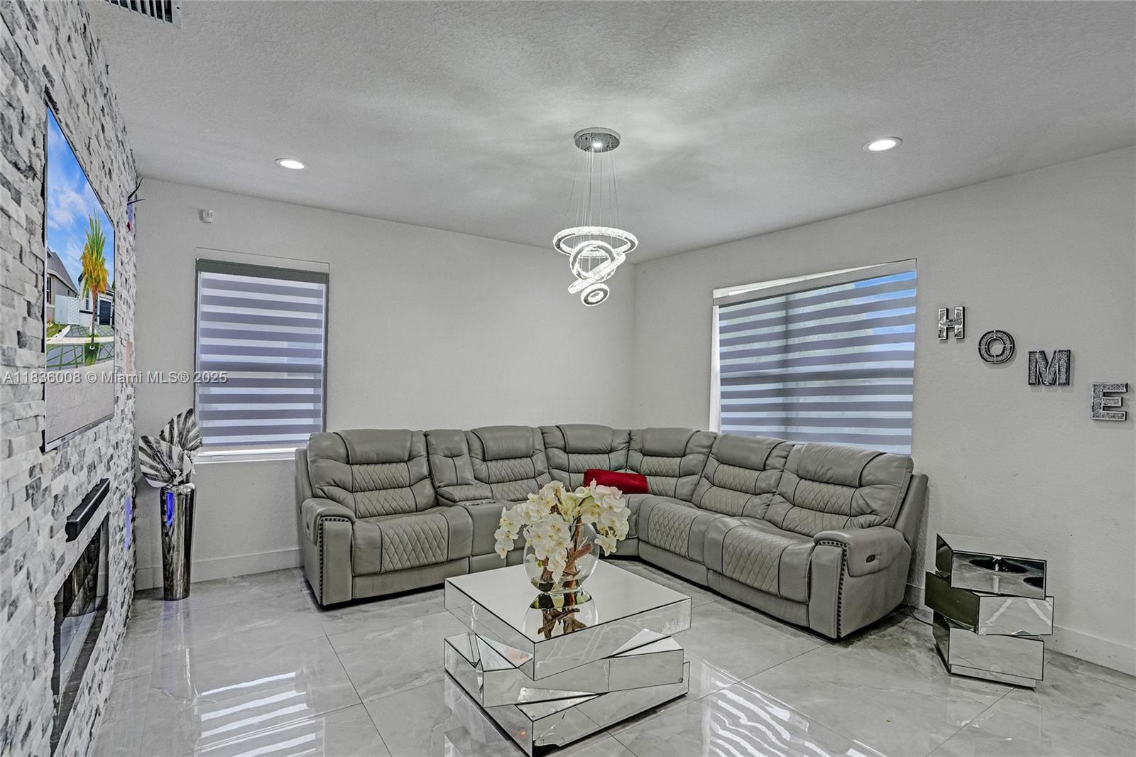 A H AT TURNPIKE SOUTH SEC - Residential
