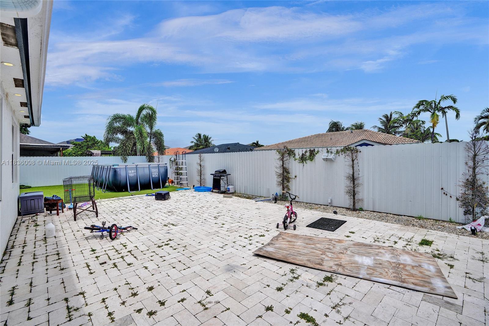 A H AT TURNPIKE SOUTH SEC - Residential