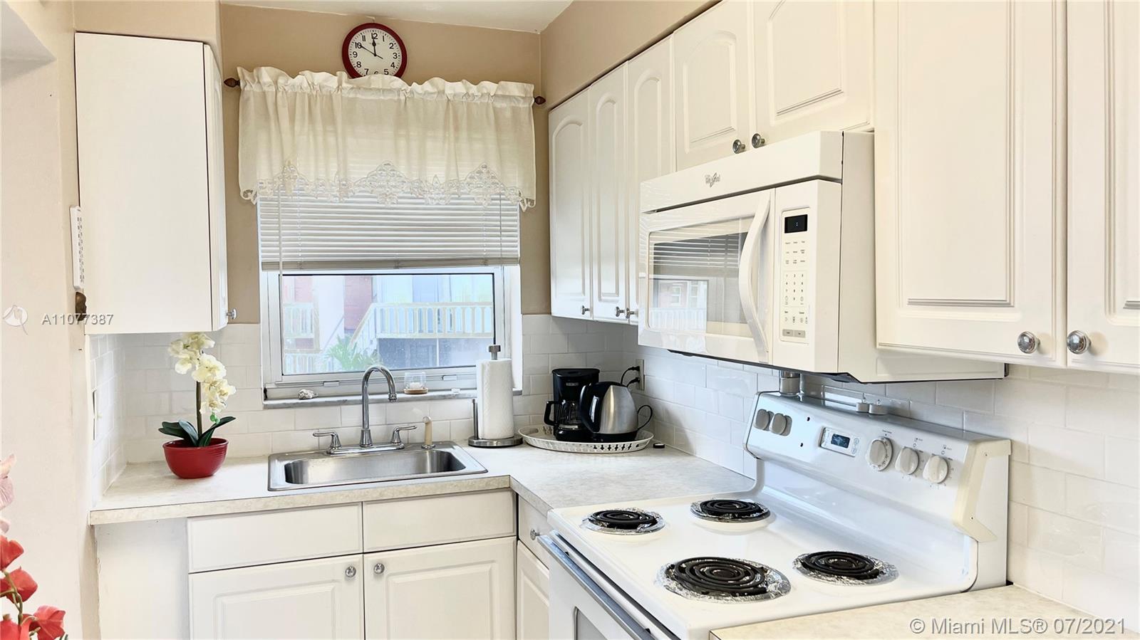 ELDORADO COUNTRY CLUB TOW - Residential