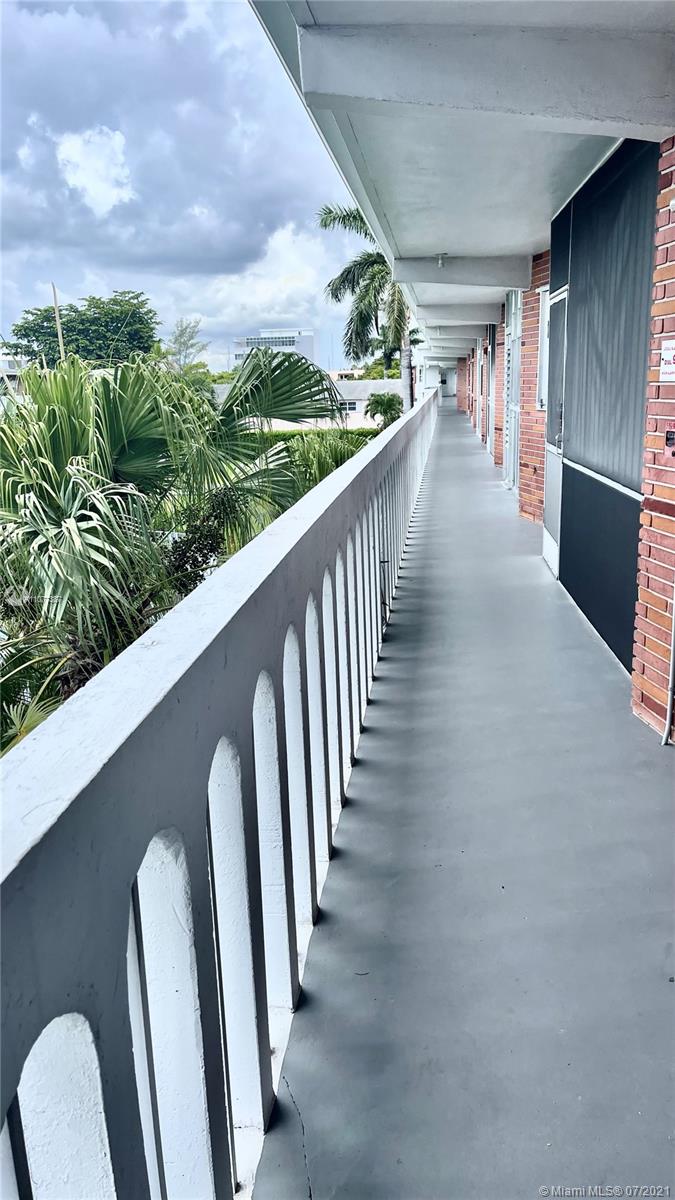 ELDORADO COUNTRY CLUB TOW - Residential