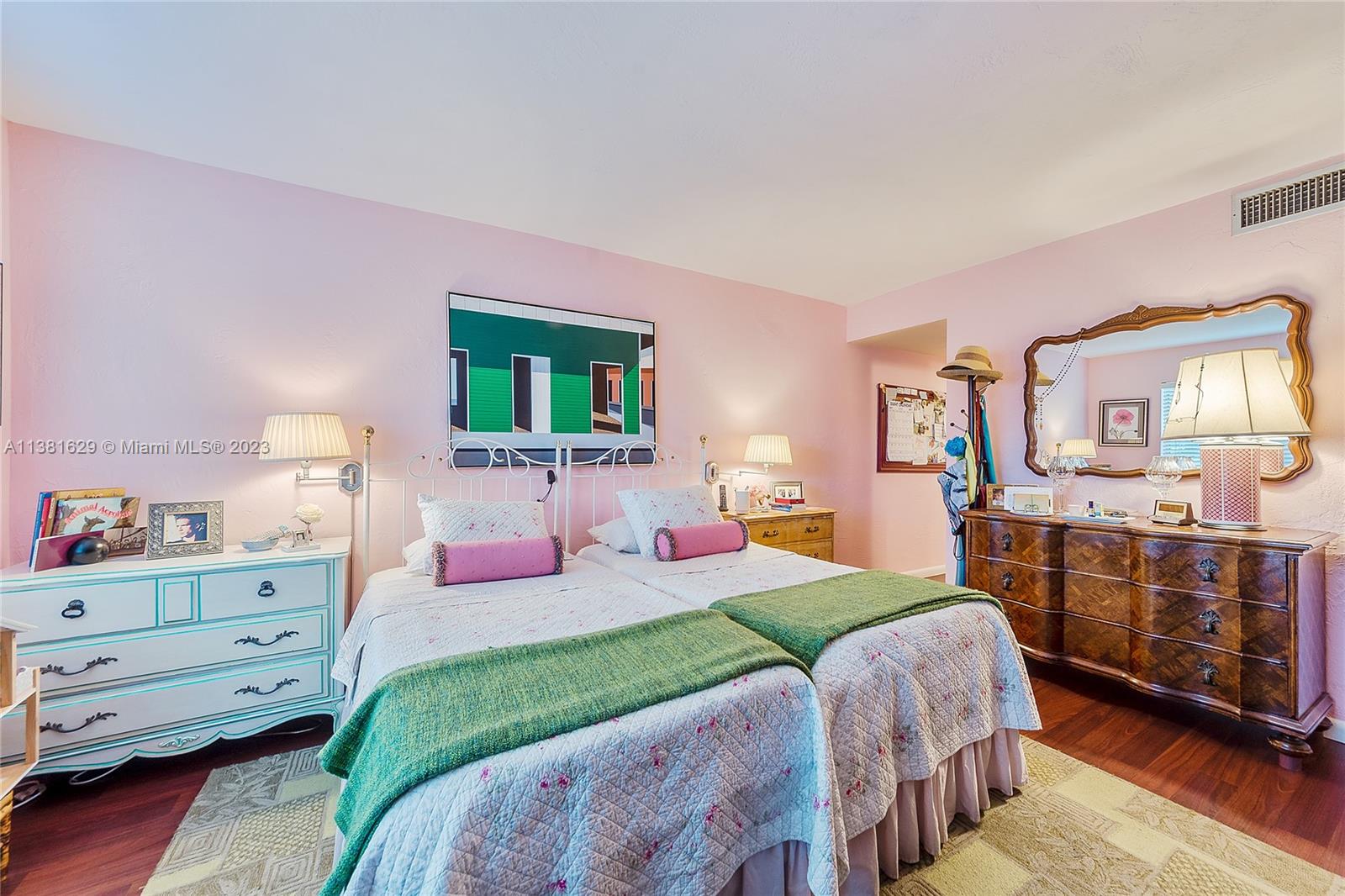 VILLA CAPRI CONDO - Residential Lease
