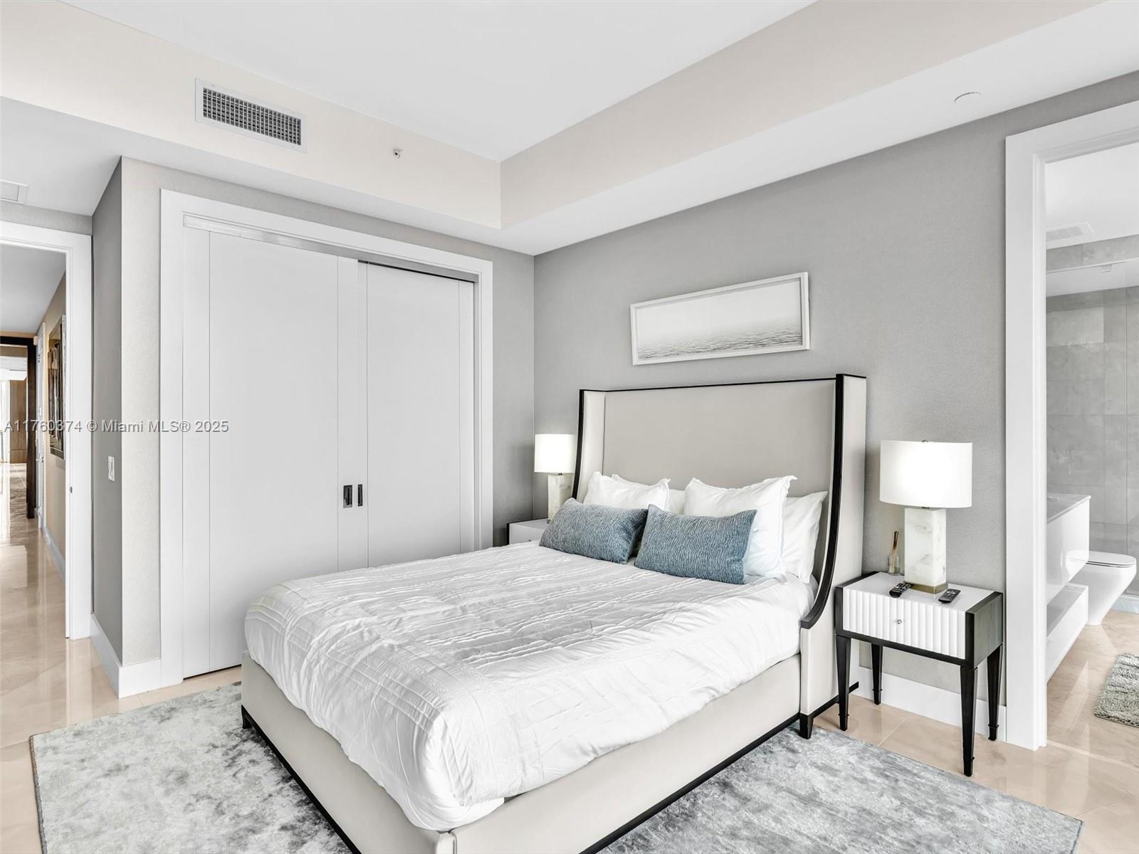 Turnberry Ocean Club Condo - Residential