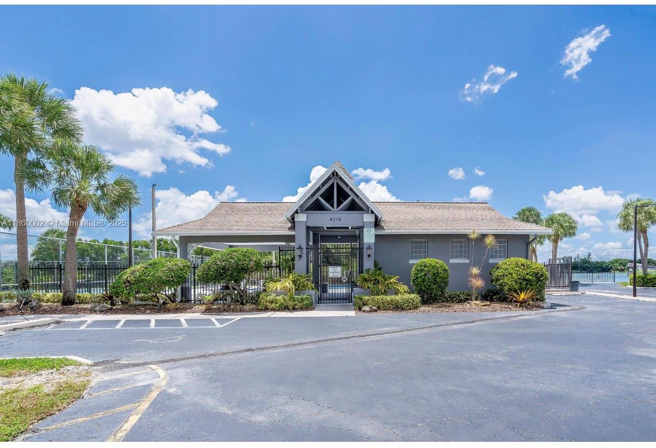 LAND SECTION 8 - Residential Lease