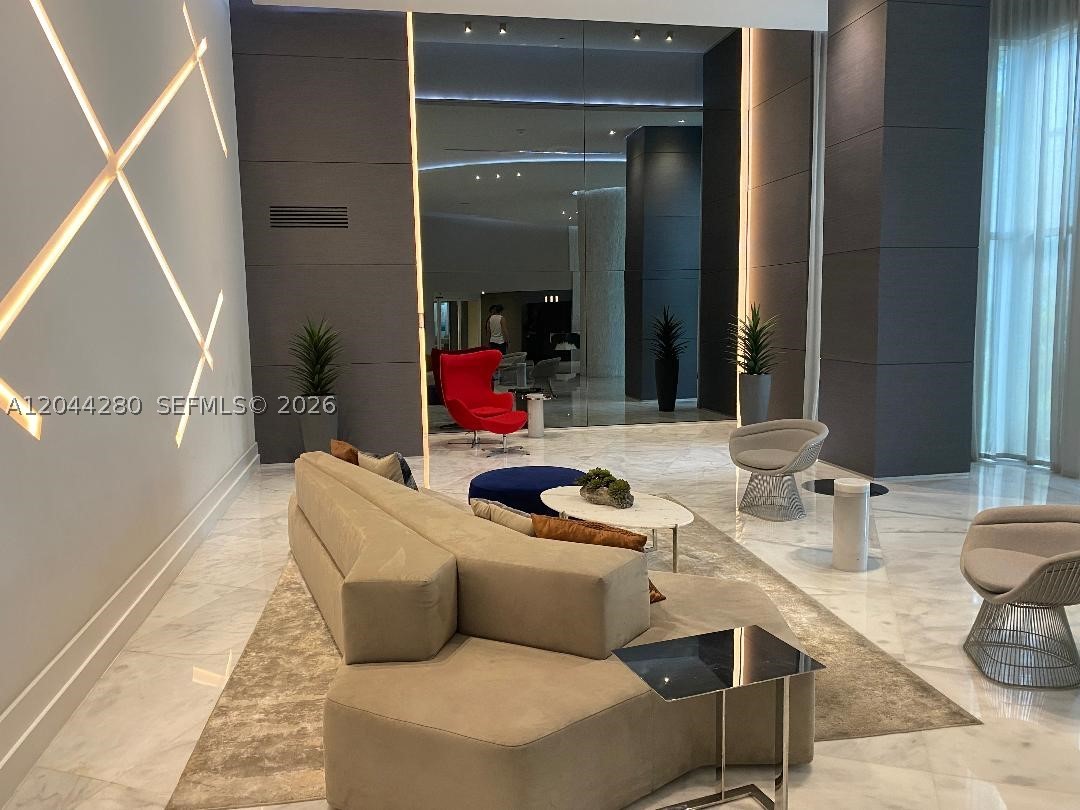 PARC CENTRAL AVENTURA EAS - Residential