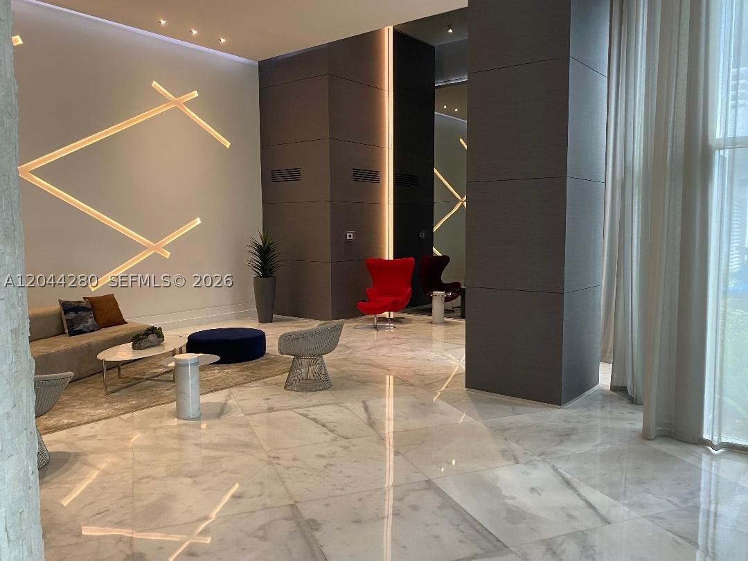 PARC CENTRAL AVENTURA EAS - Residential