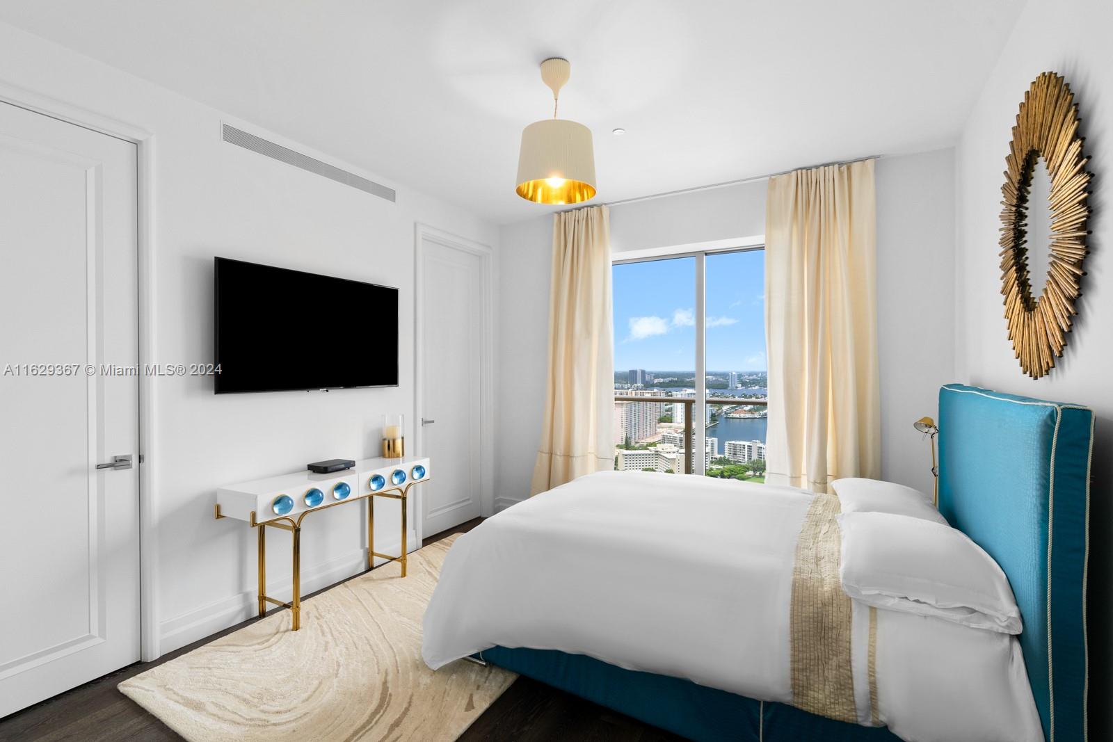 17749 COLLINS AVENUE COND - Residential
