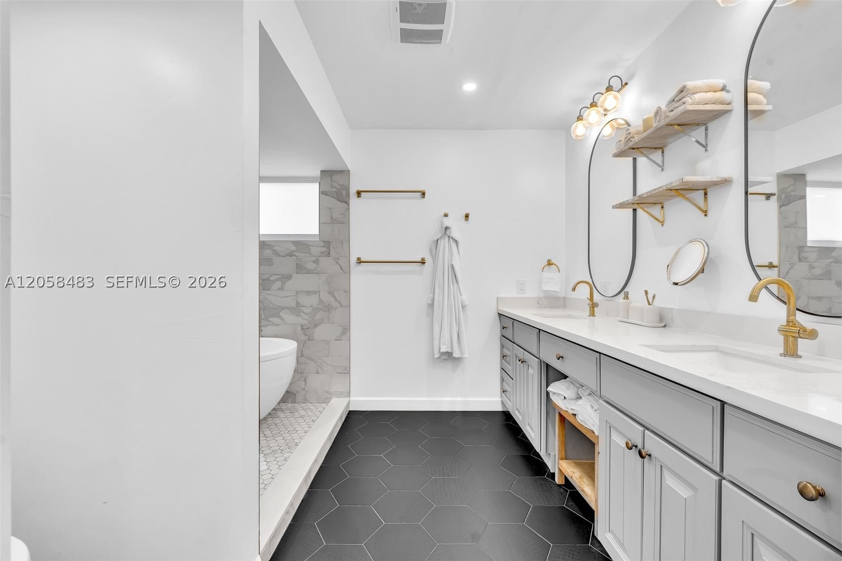 ELDORADO ESTATES IN PLANT - Residential