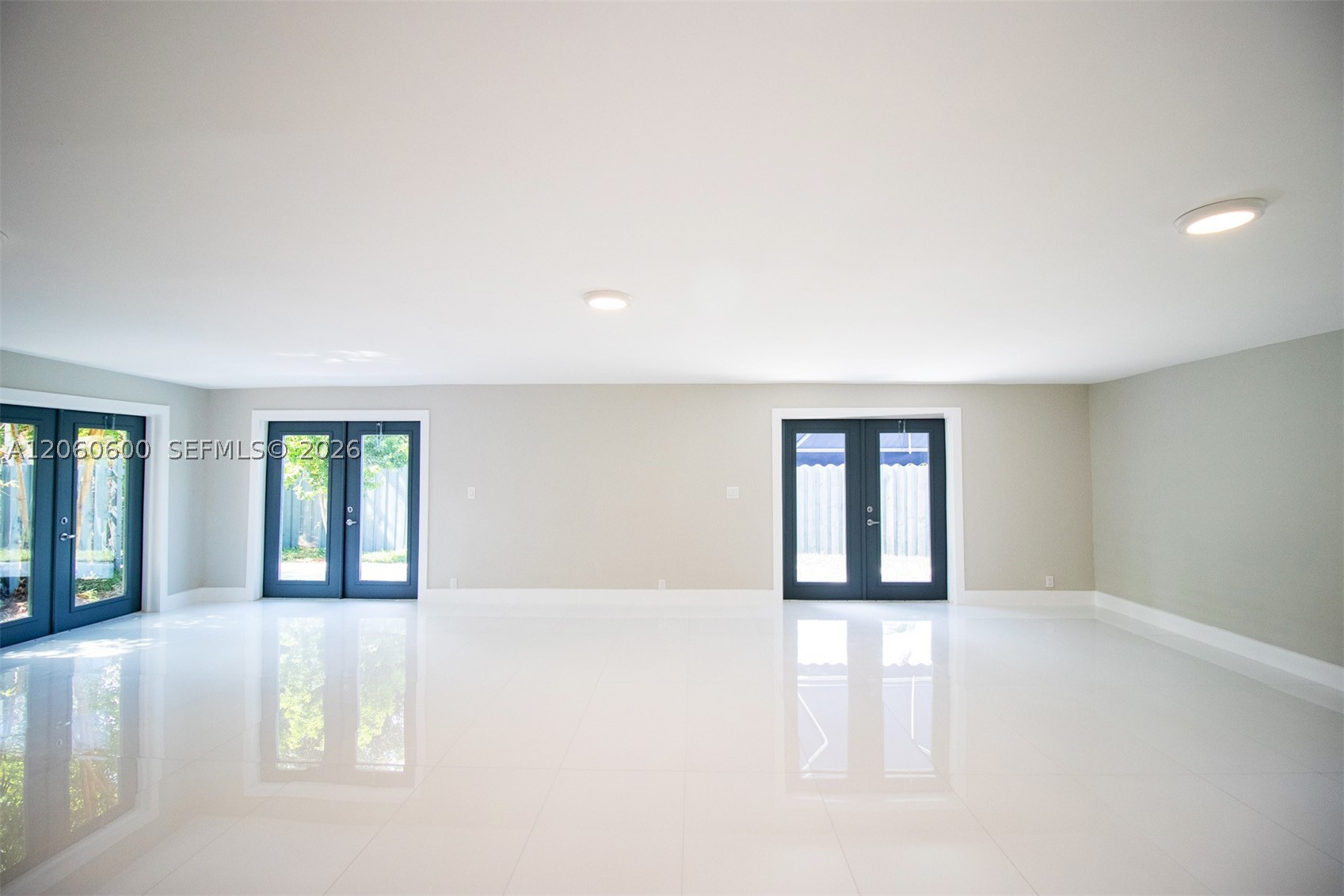 Poincettia Heights - Residential