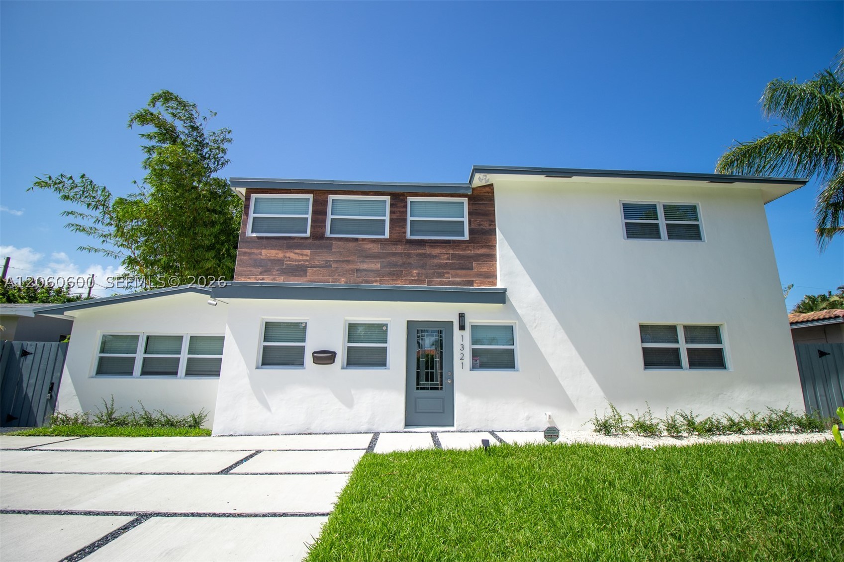 Poincettia Heights - Residential